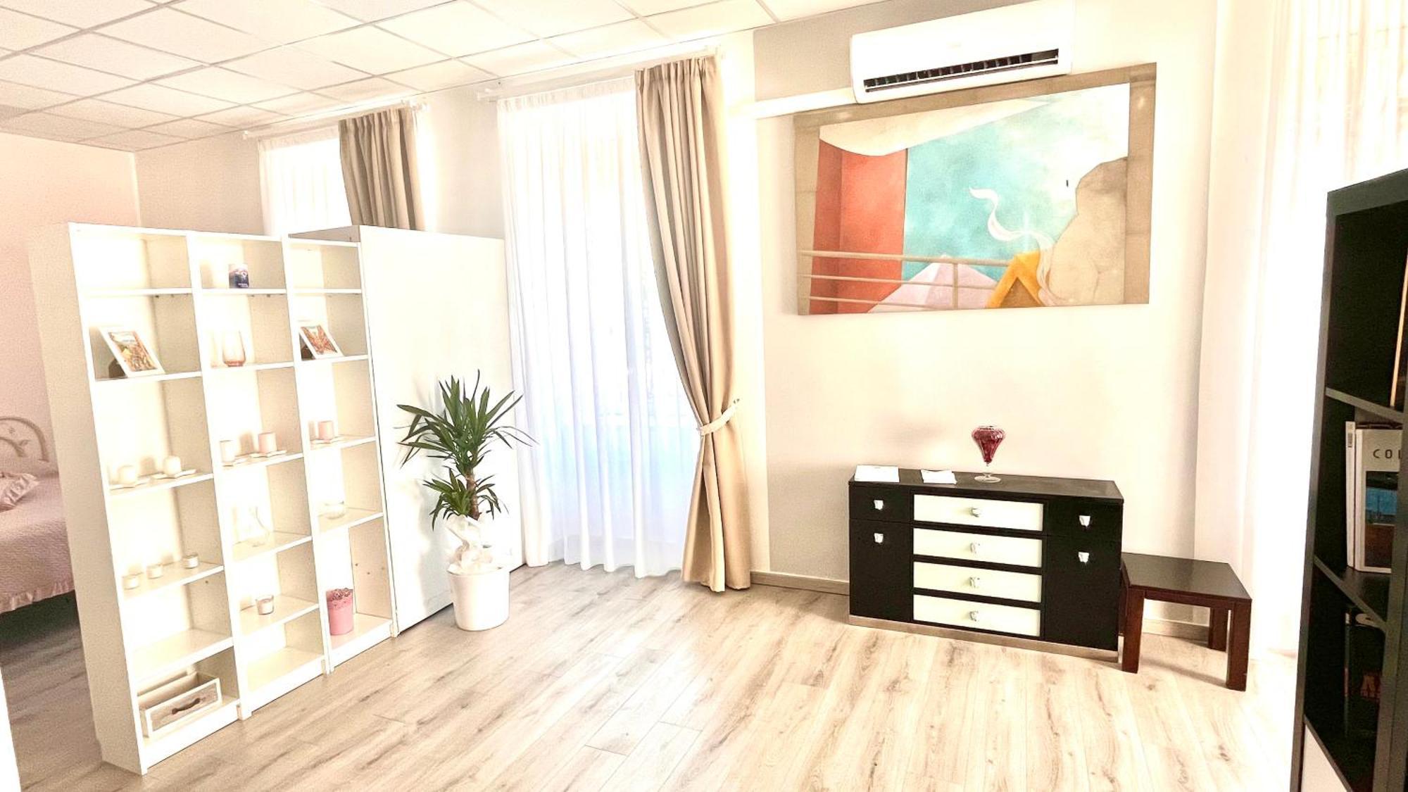 La Casa Di Marilyn Napels